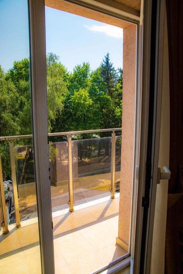Luxury Apartment Rich 2 Velingrado Exterior foto